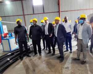 Ministro da Indústria e Comércio constata funcionamento da Karam no Pólo Industrial de Viana